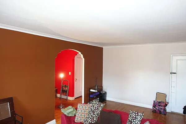 Sold by Ingram & Hebron Realty Corp | media 20