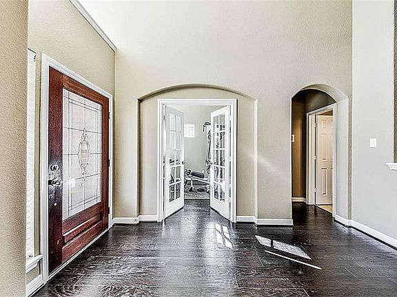 4th image of 3202 London Ln