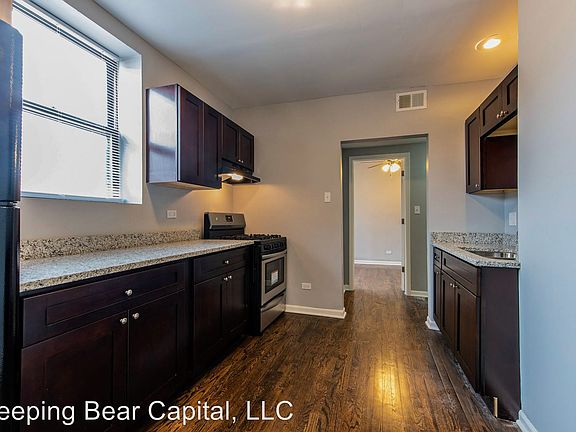 3rd image of 7525 S Kingston Ave APT 1A