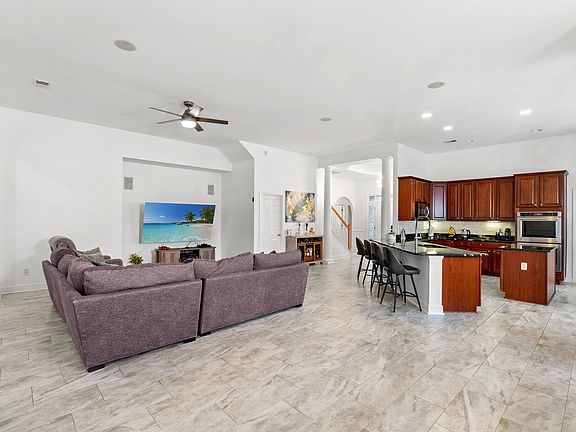 5th image of 2450 Windmill Way