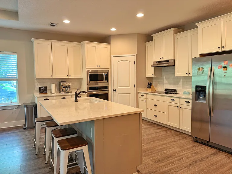 2523 Oleander St — Photo 17
