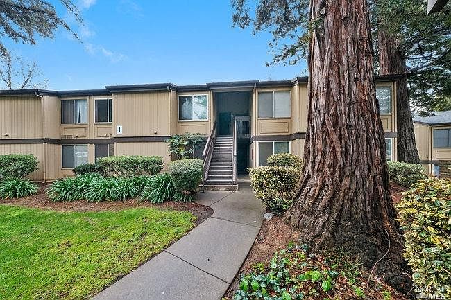1st image of 355 Parkview Ter APT I-5