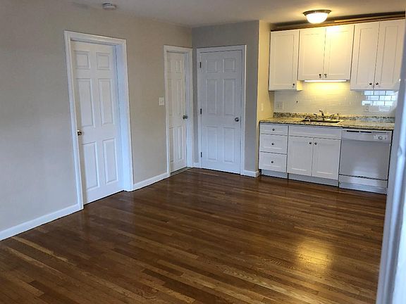 3rd image of 139 W Emerson St #3