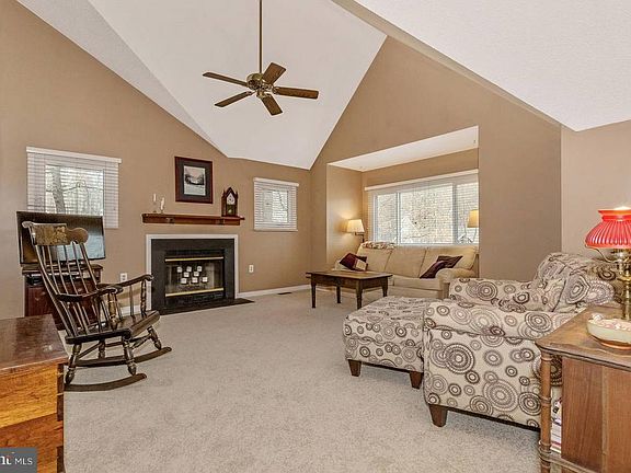 4th image of 5746 Windsong Ct