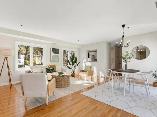 205 Richdale Ave APT A6, Cambridge, MA 02140