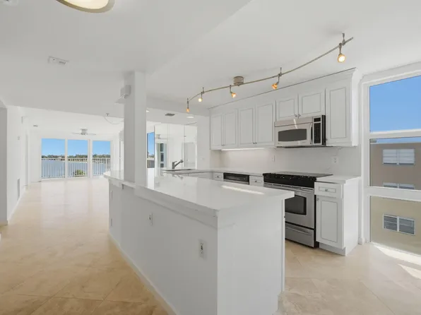 3901 S Flagler Dr, West Palm Beach, FL