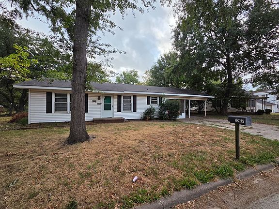 2nd image of 1007 N Montgomery St