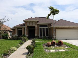 205 N 18th St, Hidalgo, TX 78557