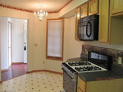 4th image of 269 English Lakes Blvd