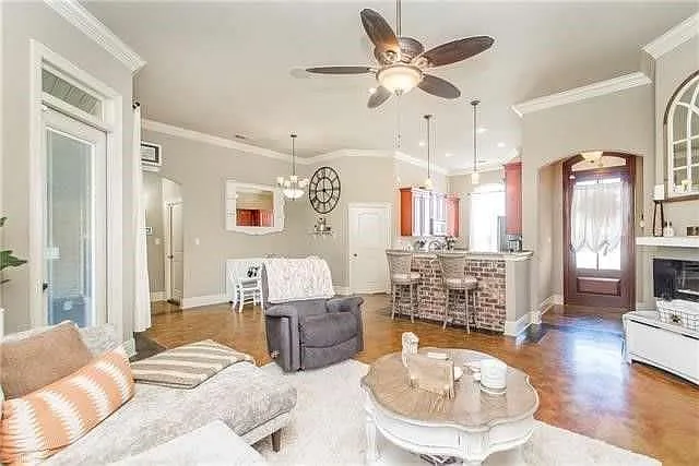 152 Fayedaye Dr — Photo 10