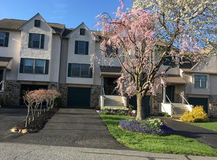56 Saddler Dr, Elverson, PA 19520