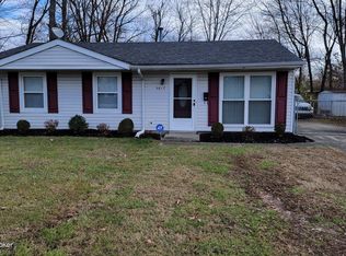 5617 Ridgecrest Rd, Louisville, KY 40218