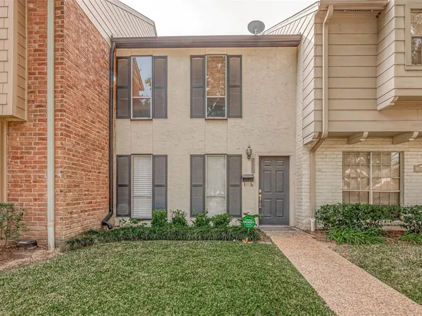 10217 Longmont Dr, Houston, TX 77042