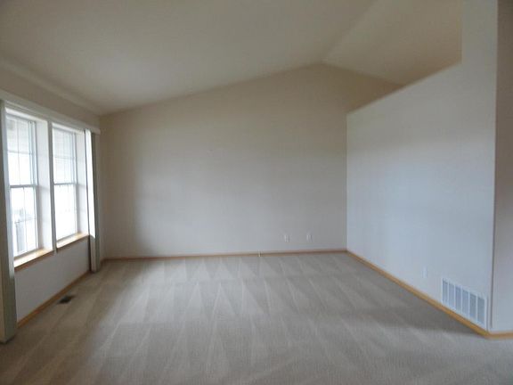 4th image of 520 E Sand Wedge Dr