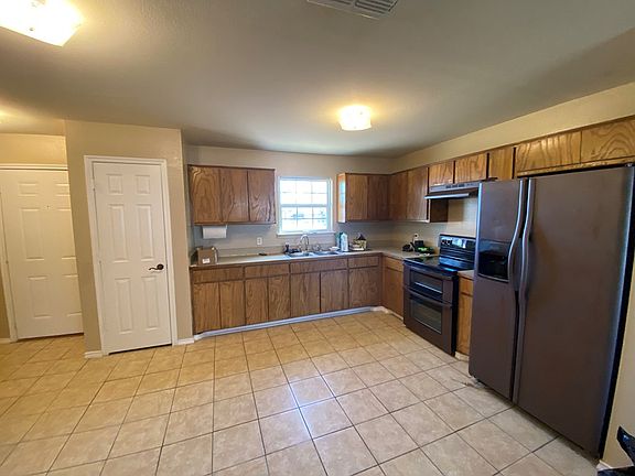3rd image of 417 S 1st St #1
