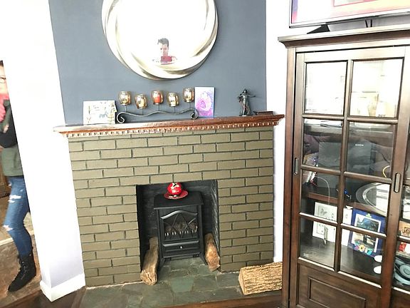 5th image of 219 E 237th St #1