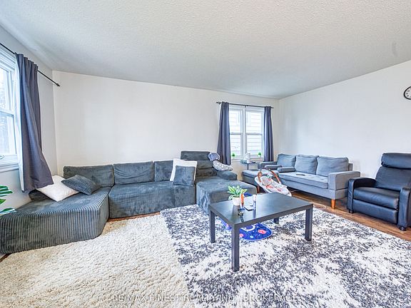 4th image of 1348 Princess St