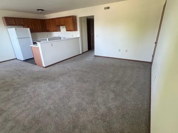 550, 25 Iki Dr #6, Edgerton, WI 53534