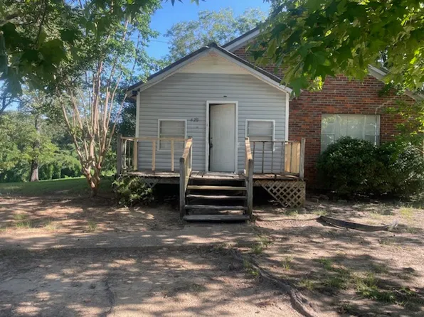 428 Jumper Macon St, Baldwyn, MS 38824