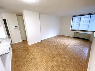 Rented by Royal Operation System