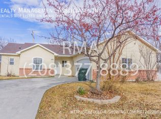 488 E Edgar Ct, Meridian, ID 83646