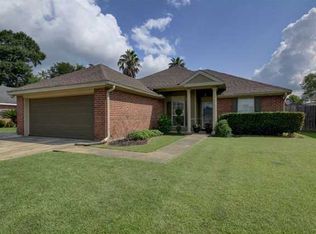 202 Delcy Dr, Broussard, LA 70518