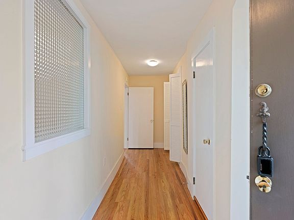 5th image of 1800 17th Ave