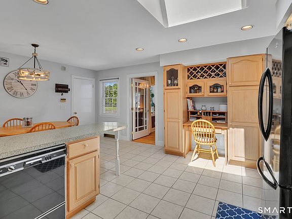 4th image of 7 Alanby Drive