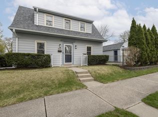 3848 S 2nd St, Milwaukee, WI 53207