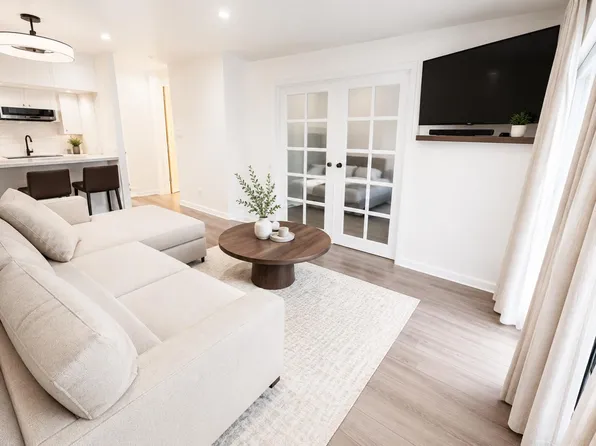 7109 Shelter Creek Ln, San Bruno, CA 94066