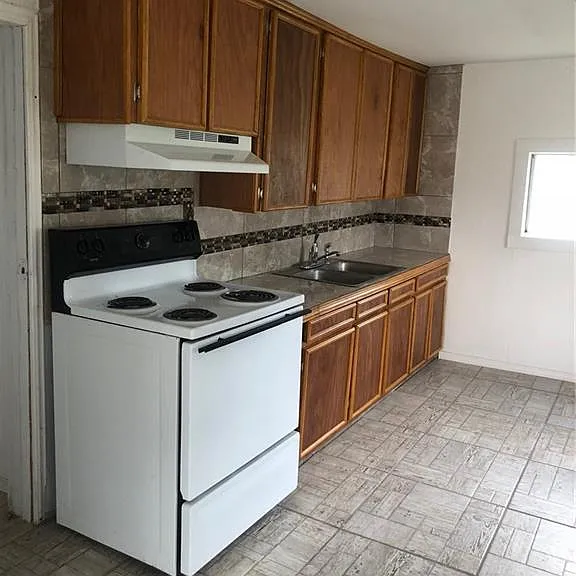 610 E Park Ave — Photo 21
