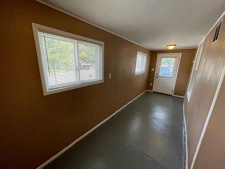 1627 Blaine Ave — Photo 51