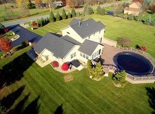 1214 Victor Rd, Macedon, NY 14502