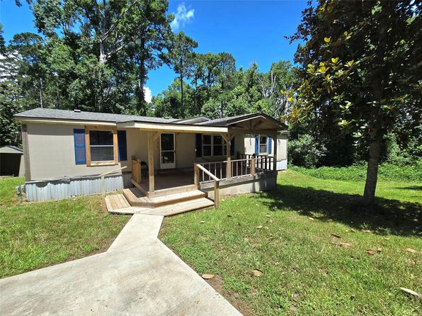 111 Lakeside Woods Dr