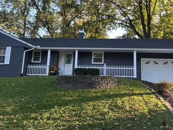 217 NW 43rd St, Kansas City, MO 64116