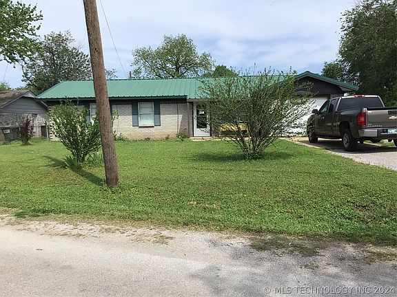 2nd image of 501 W Hanna Ave