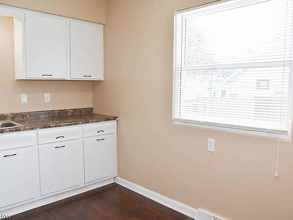 3rd image of 1376 Marcy St #1378