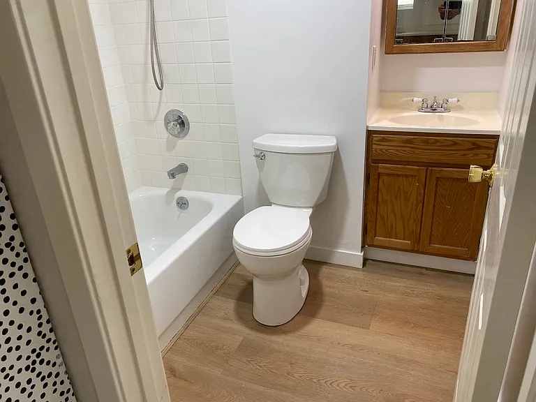 81 Camelot Ct #IN LAW — Photo 8