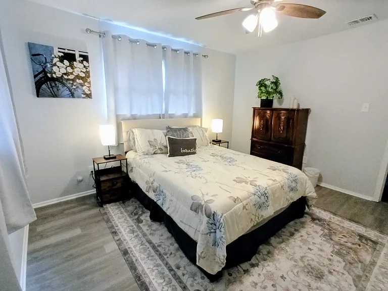 6908 Trimble Dr — Photo 9