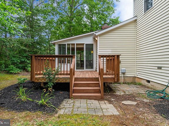 3rd image of 10718 Heatherwood Dr