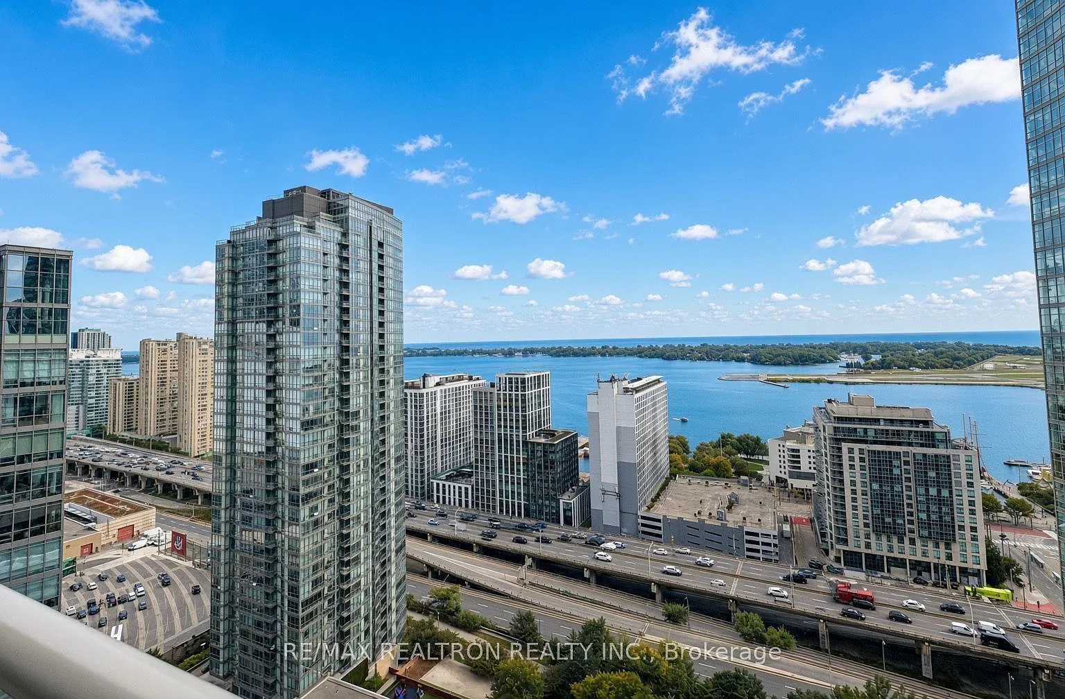 2 bed, $2,700 — Photo 2