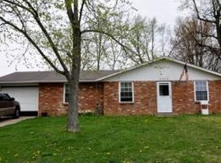 3902 W Fairington Dr, Bloomington, IN 47403