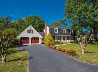 2910 Blithe Dr, Chester, VA 23831