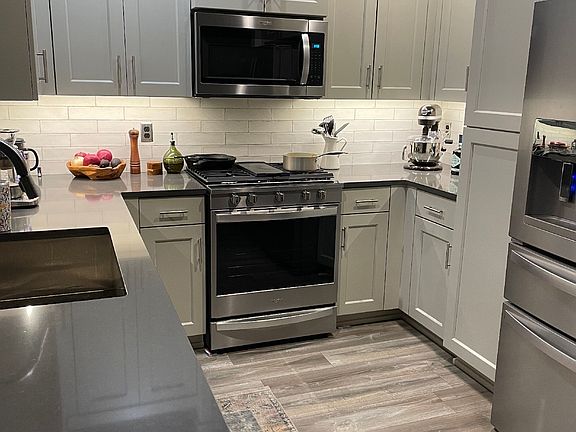 4th image of 10103 NE 133rd Ave