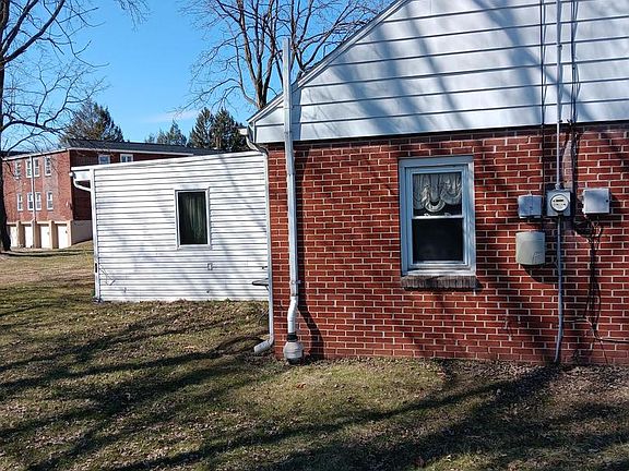 5th image of 602 Saint Johns Rd