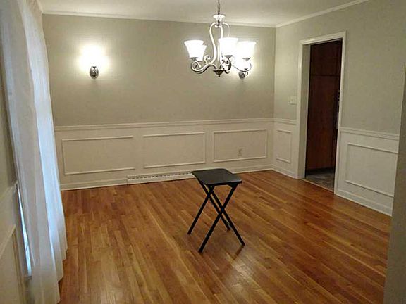 2nd image of 230 Maple Dr