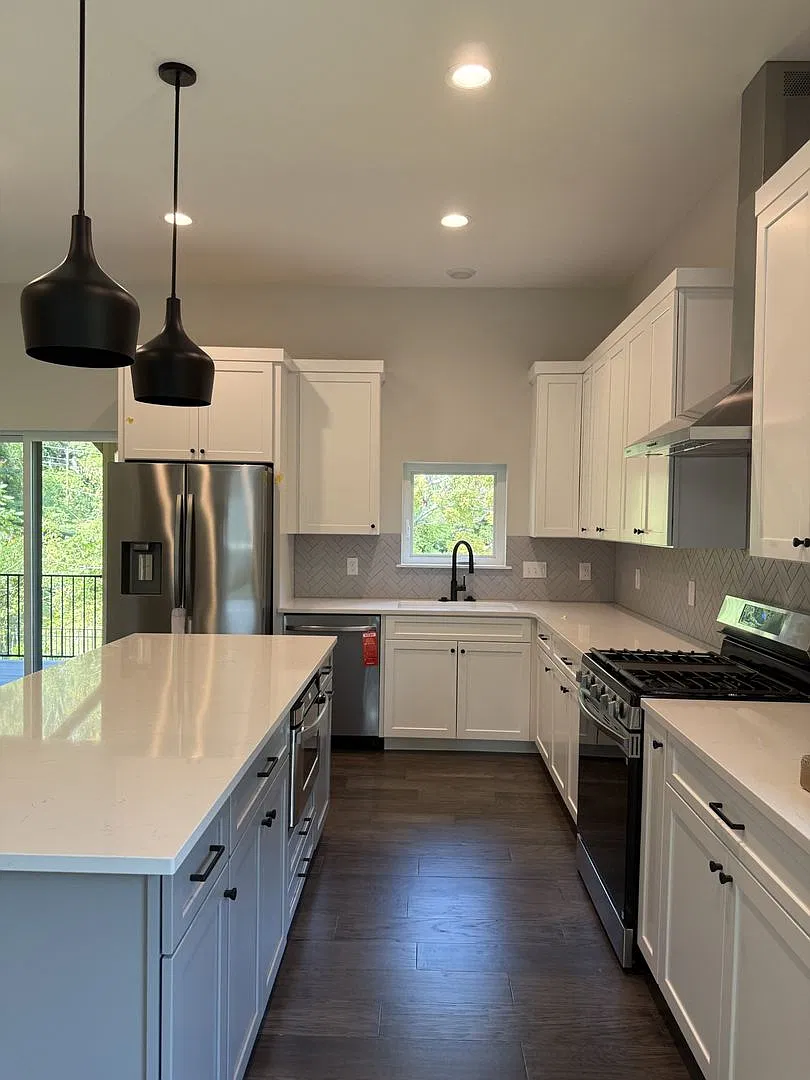 New Home off Tunnel Road — Photo 4