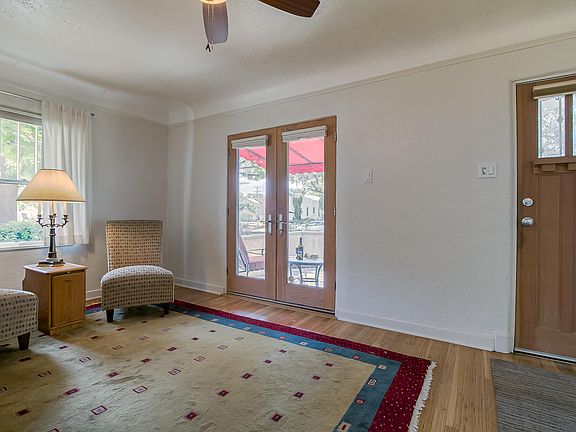 5th image of 314 Hermosa Dr NE
