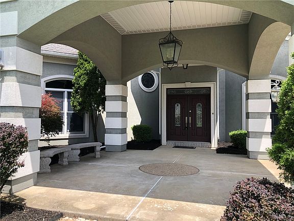 4th image of 87 Farmview Dr