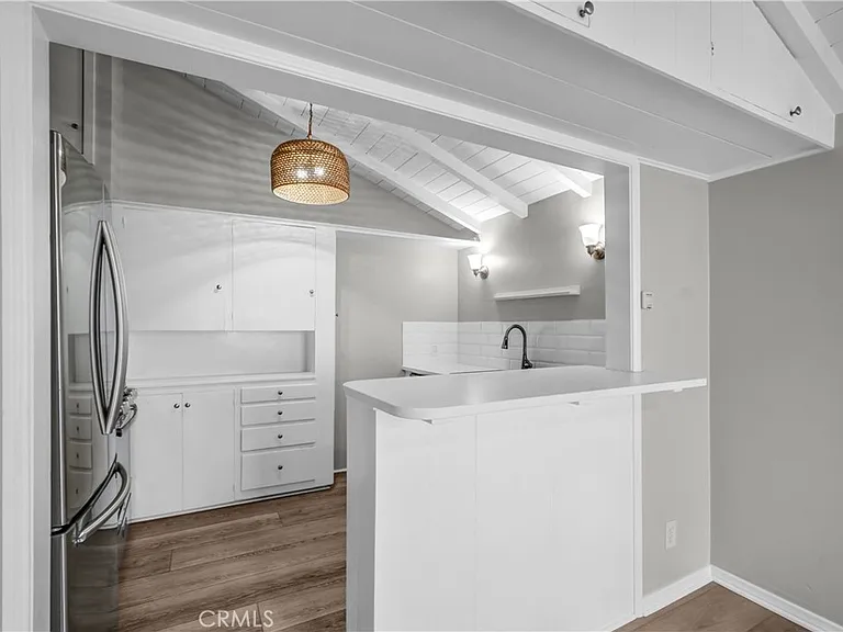 320 Sapphire Ave — Photo 14